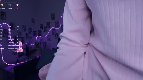 Megan and Anna online show from November 25, 7:12 pm