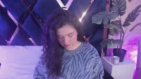     online show from March 25, 1:18 pm