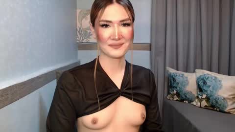 Megan online show from April 16, 8:09 pm