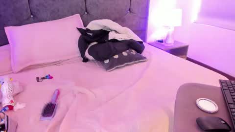 megan_morphy online show from July 21, 2:19 pm