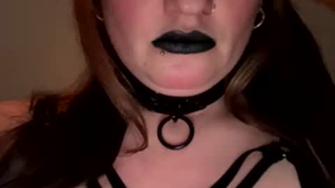 megan_w2000 online show from March 18, 8:09 am