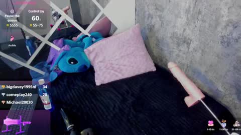 Snapshot of megan_xoxo1 chatting on March 11, 5:02 pm Megan online show from March 11, 5:02 pm