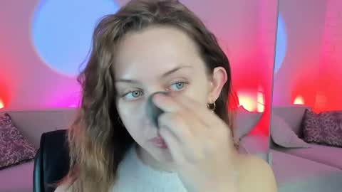 Megan online show from May 5, 5:25 am