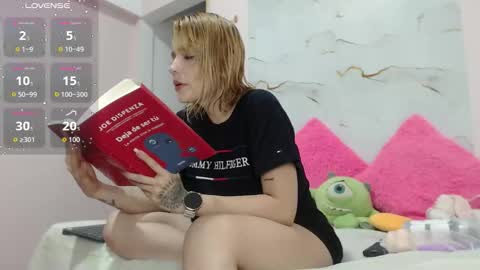 ---Megan--- online show from March 3, 6:48 pm