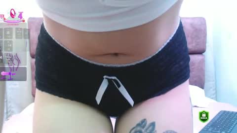 Snapshot of meganmistress_ chatting on March 8, 3:13 pm MeganM online show from March 8, 3:13 pm