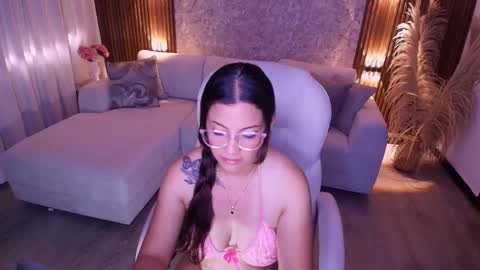 Megan  online show from October 27, 9:48 pm