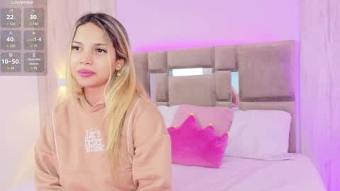 Megan online show from April 11, 11:58 am