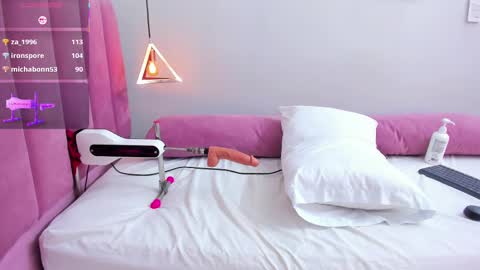 Snapshot of megansaenz_1 chatting on September 17, 9:29 pm Megan online show from September 17, 9:29 pm