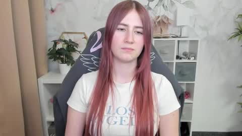 Snapshot of meganx_candy chatting on January 29, 5:45 pm Megan online show from January 29, 5:45 pm