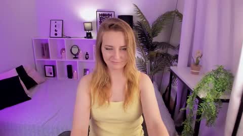 Meggy online show from October 26, 1:34 pm