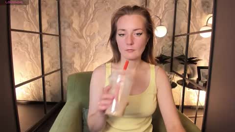 Meggy online show from September 19, 1:37 pm