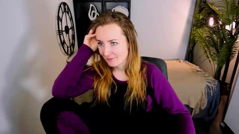 Meggy online show from January 16, 1:42 pm