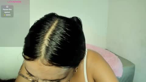 Snapshot of meghan22_ chatting on October 2, 4:44 am Meghan online show from October 2, 4:44 am