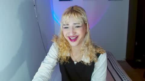 meghan_devil_ online show from March 5, 8:01 am