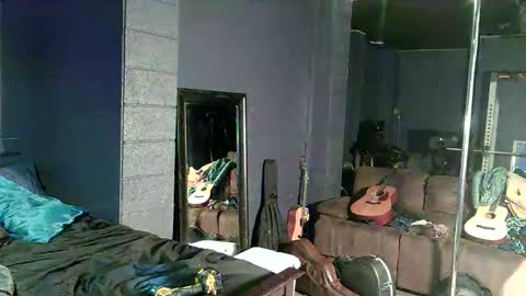 meghan online show from May 13, 12:42 am