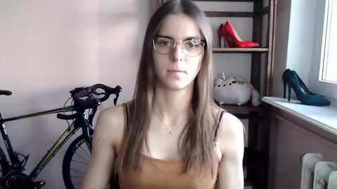 Megi online show from December 19, 2:23 pm