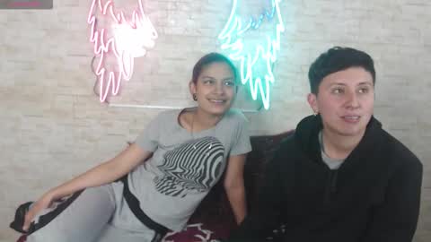 Snapshot of mei_and_gaby chatting on October 12, 4:05 am mei and gaby online show from October 12, 4:05 am