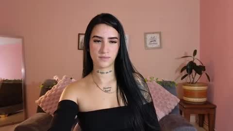 Snapshot of mei_naughtycat chatting on October 12, 11:58 am Mei online show from October 12, 11:58 am