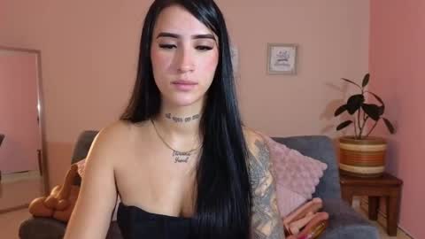 Snapshot of mei_naughtycat chatting on September 20, 12:41 pm Mei online show from September 20, 12:41 pm