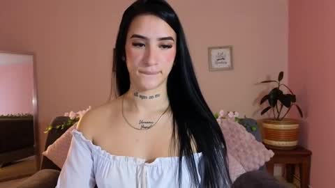 Snapshot of mei_naughtycat chatting on October 11, 11:26 am Mei online show from October 11, 11:26 am