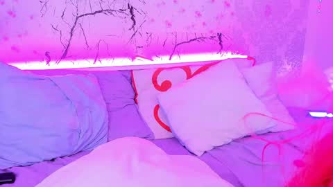 meimurasakii online show from May 23, 9:22 pm
