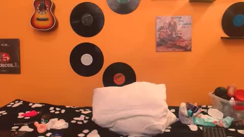 MEIS online show from November 16, 2:46 am