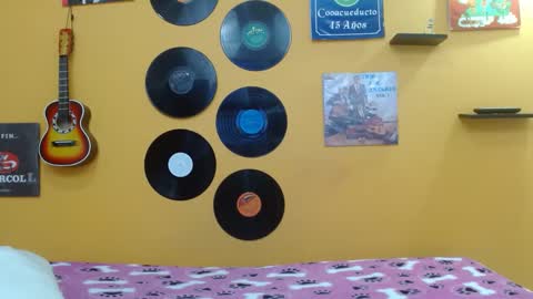 MEIS online show from September 17, 2:59 am