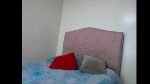 Meizquin and Lucifer online show from April 8, 5:49 pm