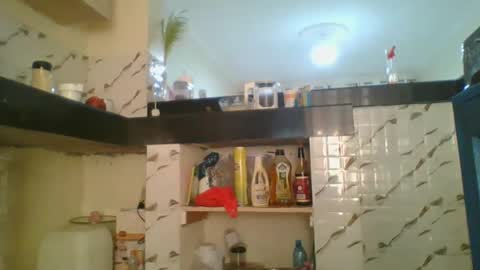Snapshot of mel_candi94 chatting on February 25, 12:49 pm pretty online show from February 25, 12:49 pm