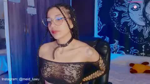 Melissa  -  -  Please help me to reach 100 thumbs up online show from March 26, 11:32 pm