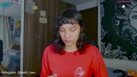 Melissa  -  -  Please help me to reach 100 thumbs up online show from April 1, 1:28 am