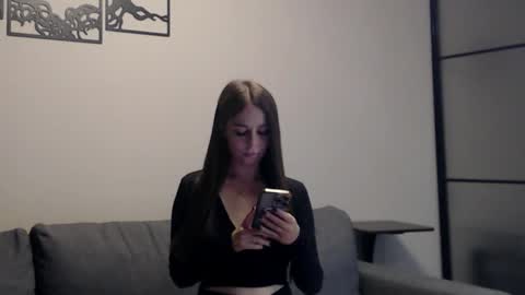 meladams online show from September 26, 10:07 pm