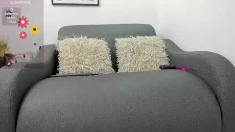 melan_owen online show from February 25, 11:10 am