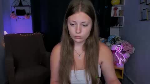 Snapshot of melani_bumm chatting on September 9, 7:41 am melani_bumm online show from September 9, 7:41 am