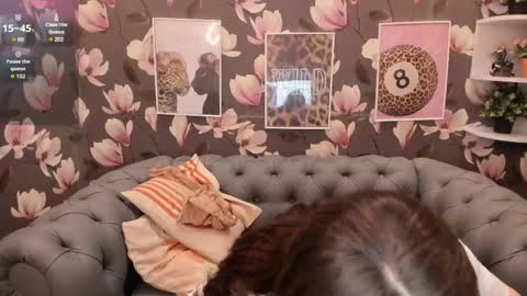 Melanie online show from May 22, 8:21 am