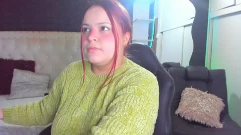 Snapshot of melanie_hh chatting on March 1, 4:15 am Melanie online show from March 1, 4:15 am