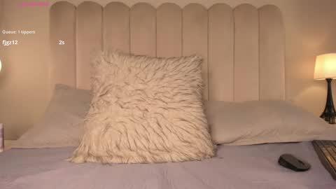 Melanie online show from March 15, 10:57 pm