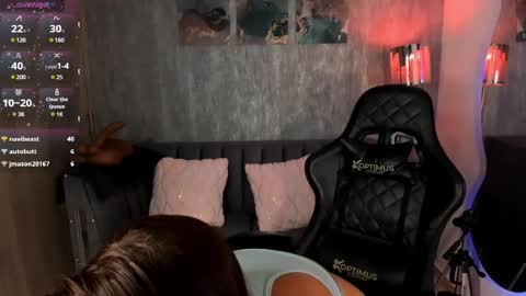 Snapshot of melaniehudson_ chatting on February 26, 2:41 am Melanie online show from February 26, 2:41 am