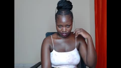 melaningoddess30 online show from May 14, 6:28 pm