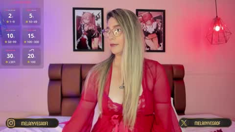 Snapshot of melanyvega_ chatting on October 1, 9:41 am Melany online show from October 1, 9:41 am