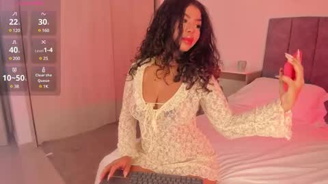 Snapshot of melina_ferrer1 chatting on February 3, 4:31 pm EI online show from February 3, 4:31 pm