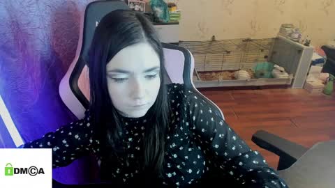 melisanilson online show from April 1, 11:12 pm