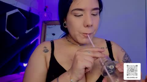 Lissa  online show from April 11, 7:07 pm