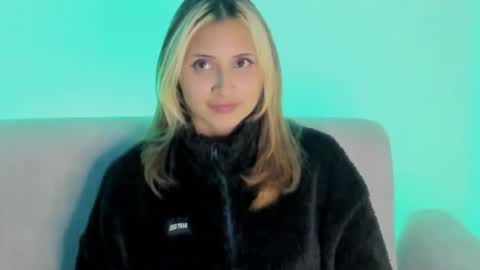 melissa_noir online show from February 17, 6:01 am