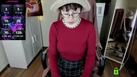 Melissa online show from September 25, 9:11 pm