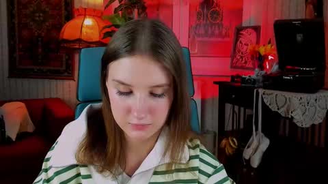 Melissa but you can call me Mel or Lissa online show from March 8, 11:27 am