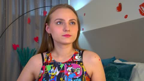 MelissaBerry online show from April 5, 9:39 am