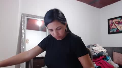 melissazaens online show from December 2, 1:59 am