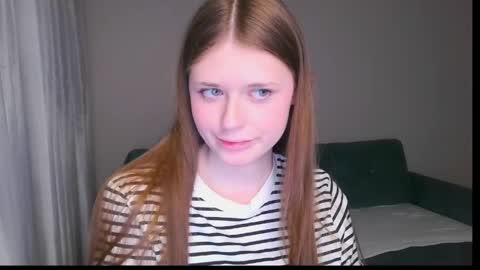 Melissa online show from April 14, 4:32 pm