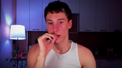 Mello online show from February 22, 1:44 am